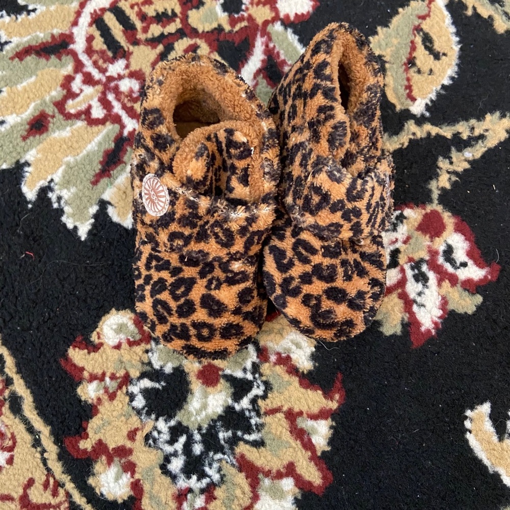 Ugg slippers